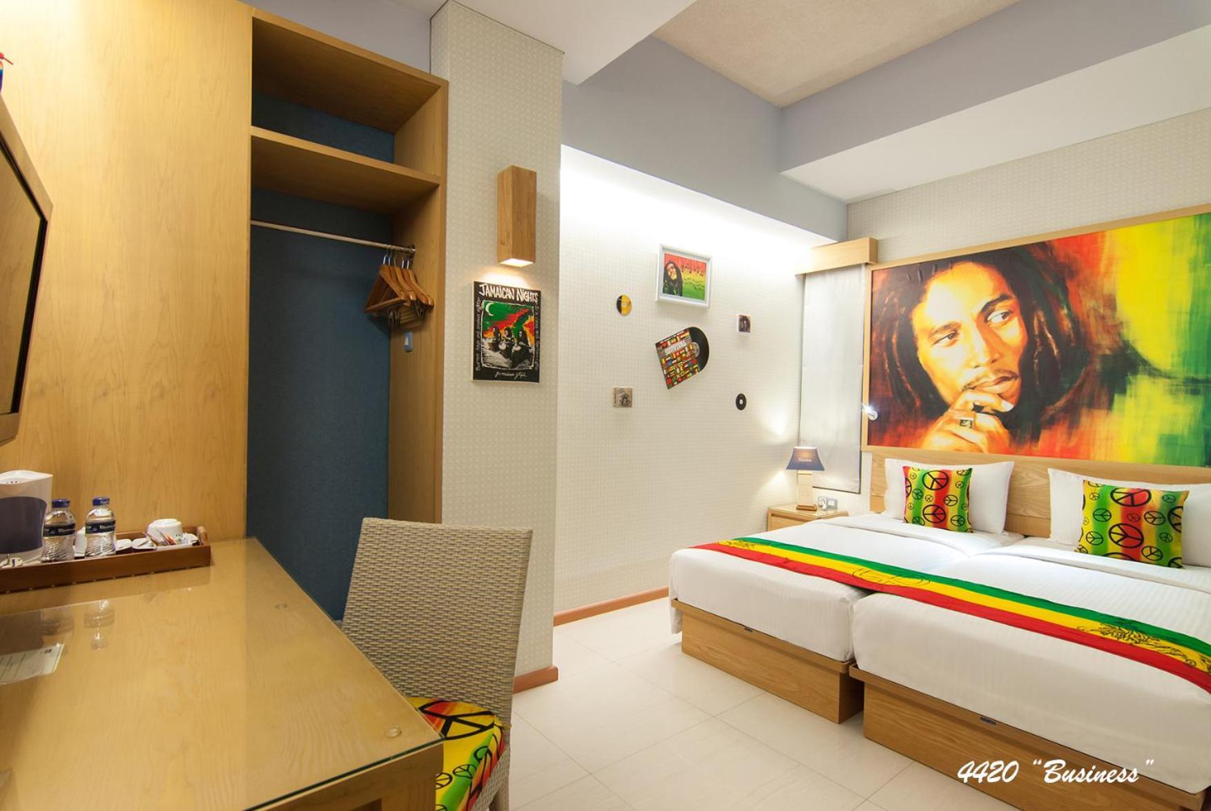 Rhadana Hotel Kuta Lombok Buitenkant foto