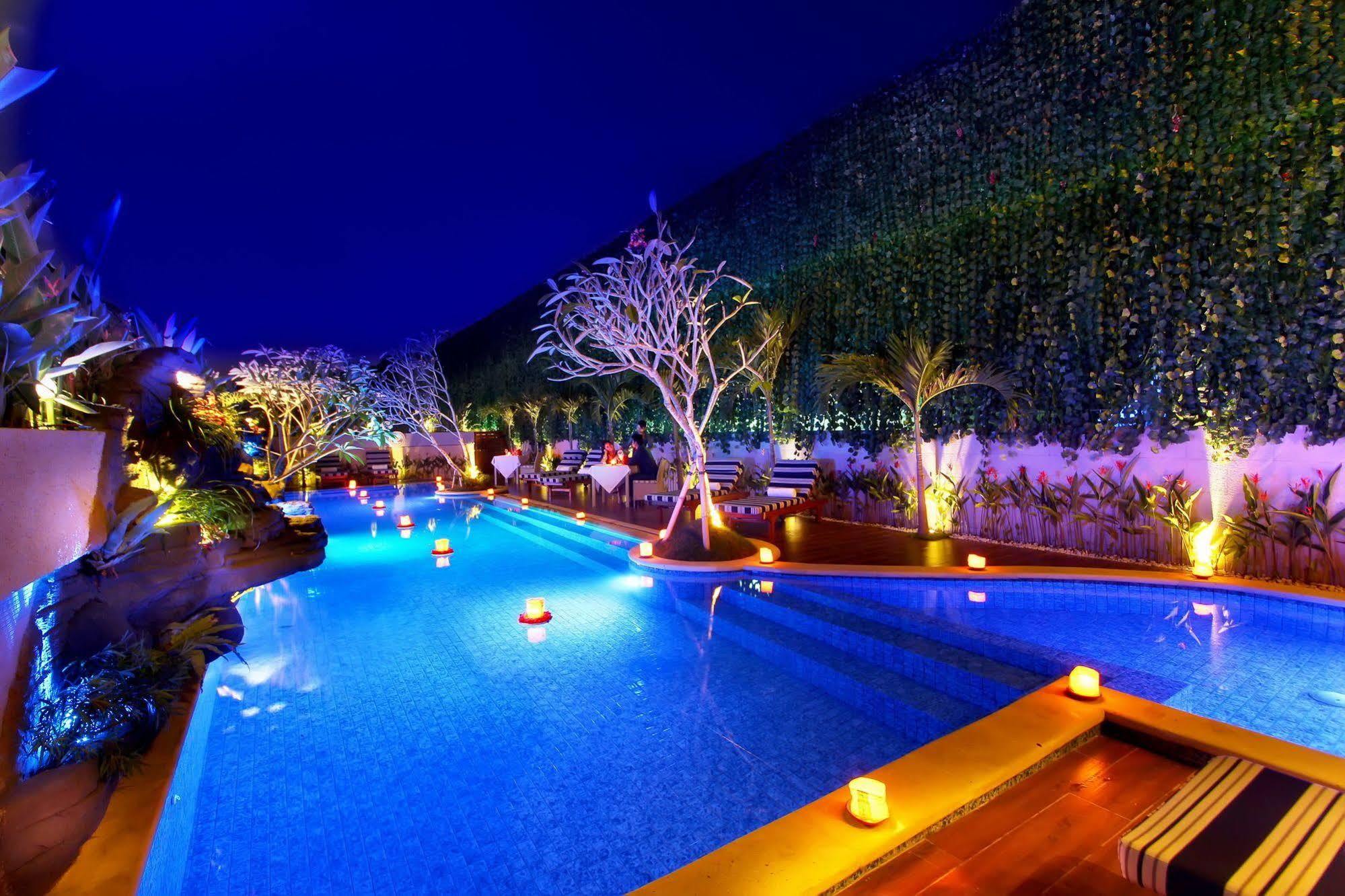 Rhadana Hotel Kuta Lombok Buitenkant foto