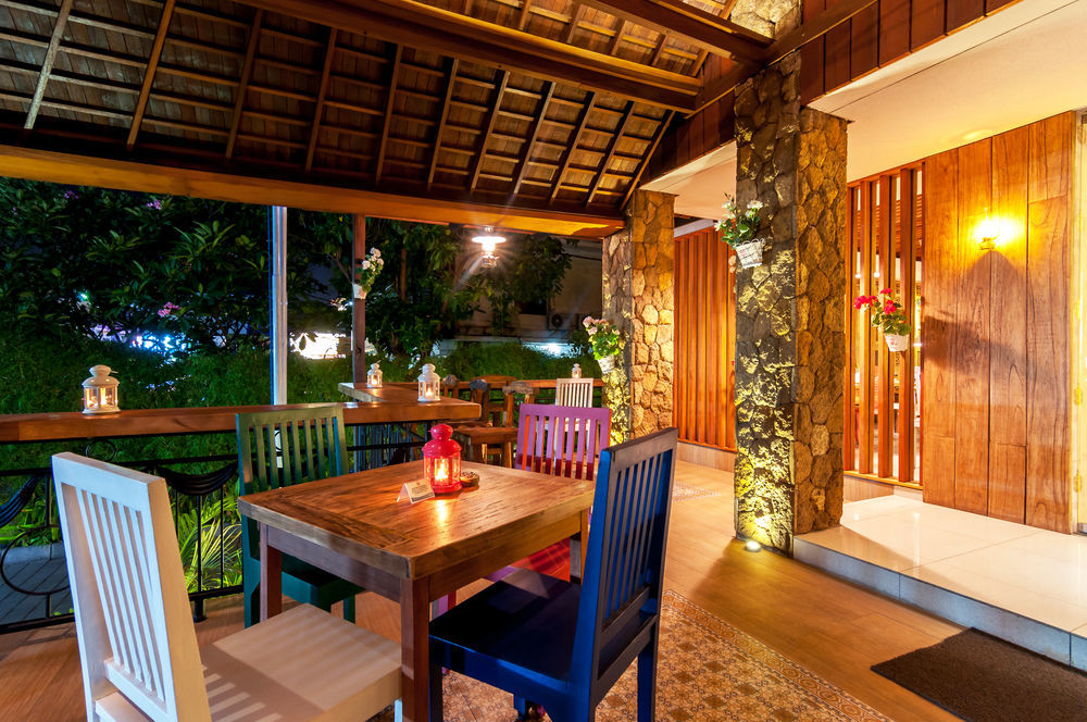 Rhadana Hotel Kuta Lombok Buitenkant foto